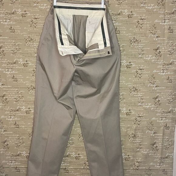 LLBean men’s trousers  - Picture 2 of 6